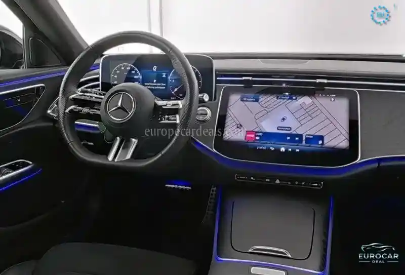 Mercedes-Benz E 220