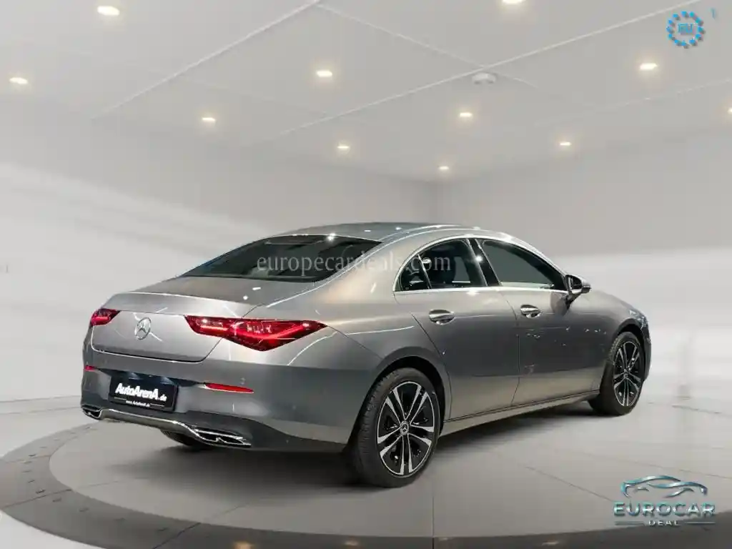 Mercedes-Benz CLA 180