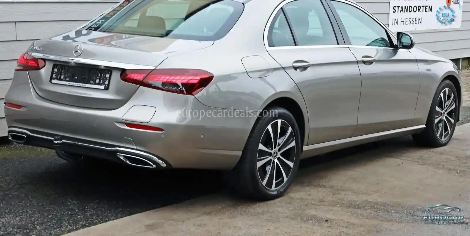 Mercedes-Benz E 300