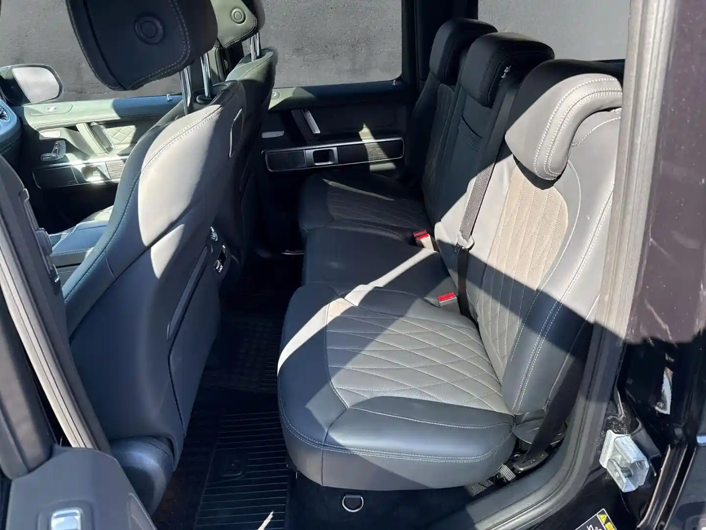 Mercedes-Benz G 500