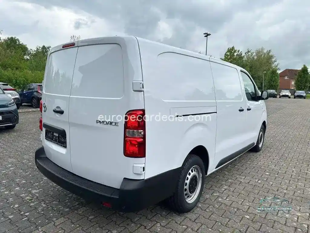 Toyota Proace (Verso)