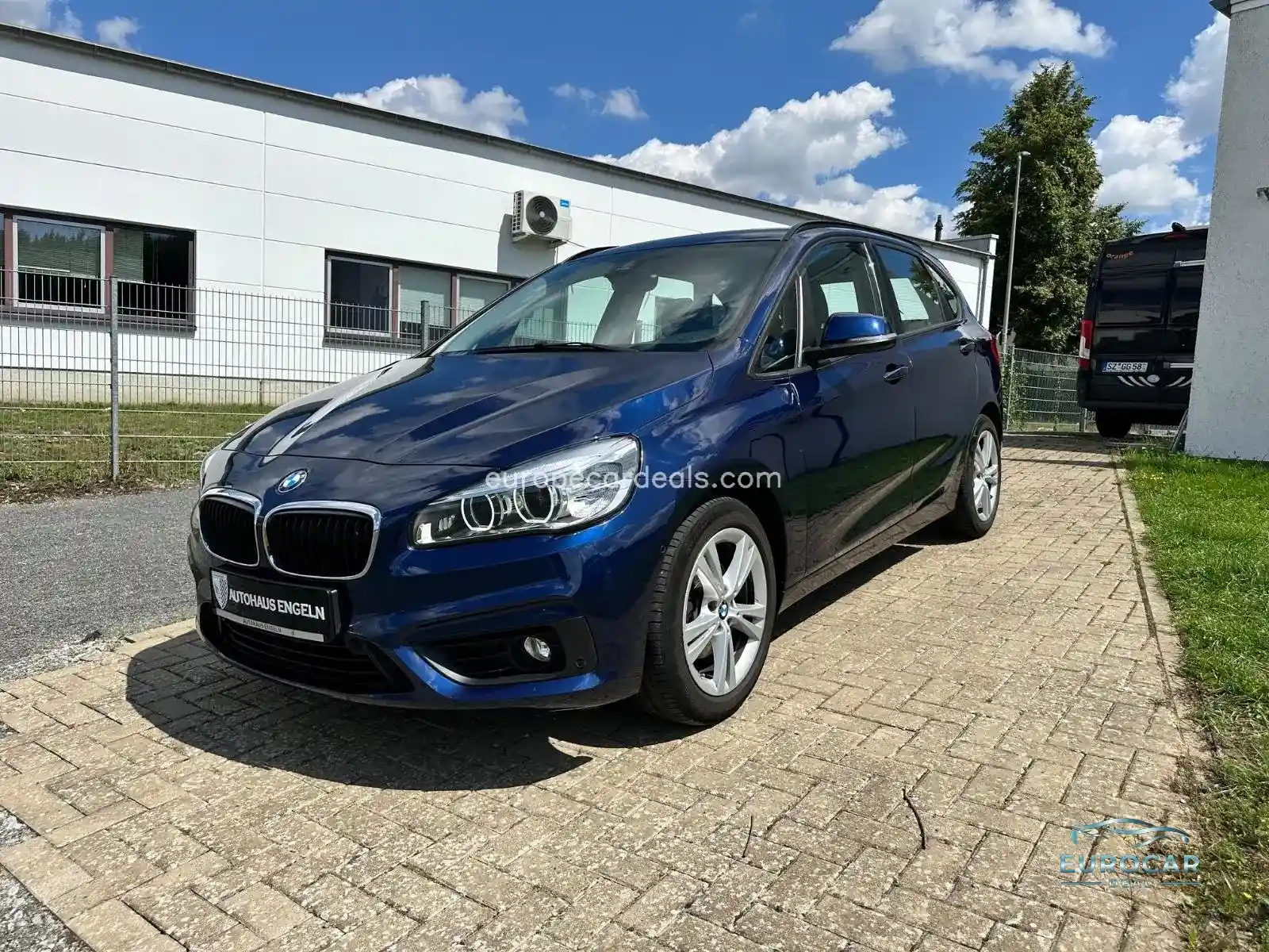 BMW 218