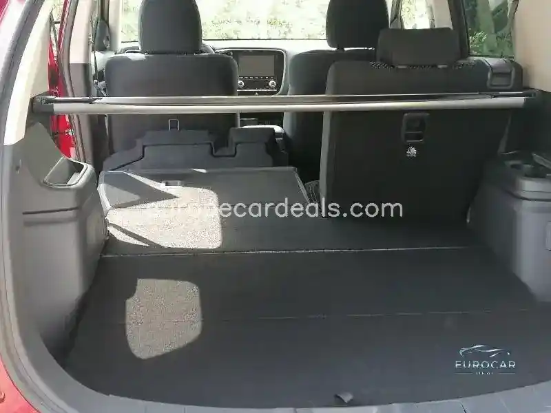 Mitsubishi Plug-in Hybrid Outlander