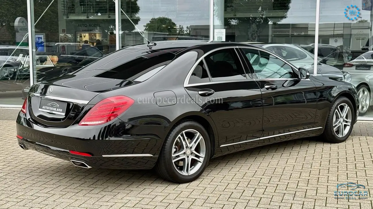 Mercedes-Benz S 400