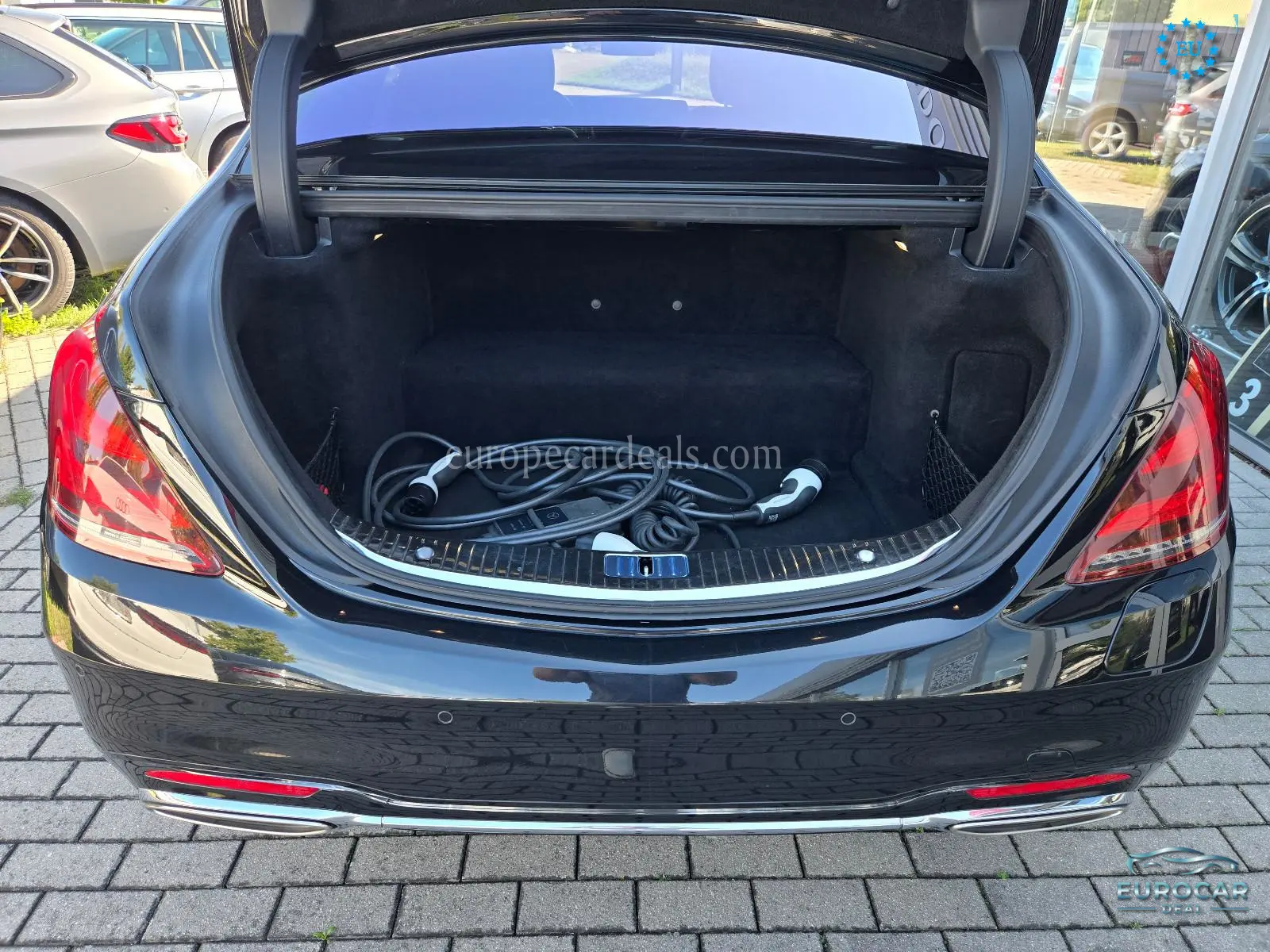 Mercedes-Benz S 560