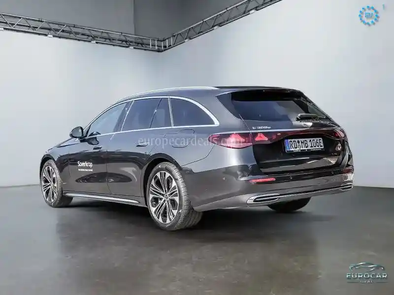 Mercedes-Benz E 300