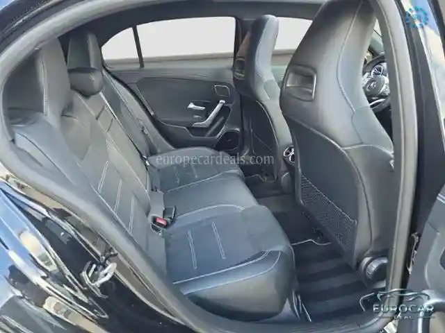 Mercedes-Benz A 220