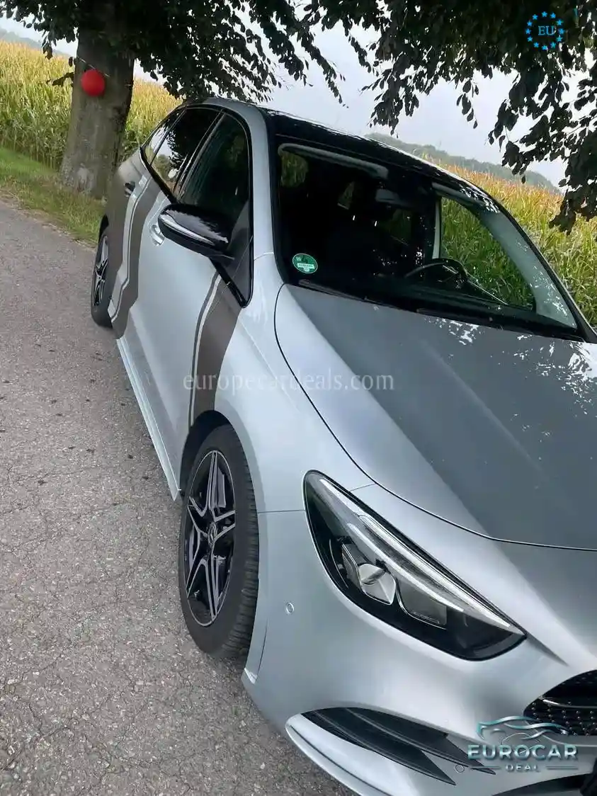Mercedes-Benz B 200