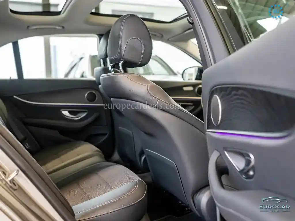 Mercedes-Benz E 400