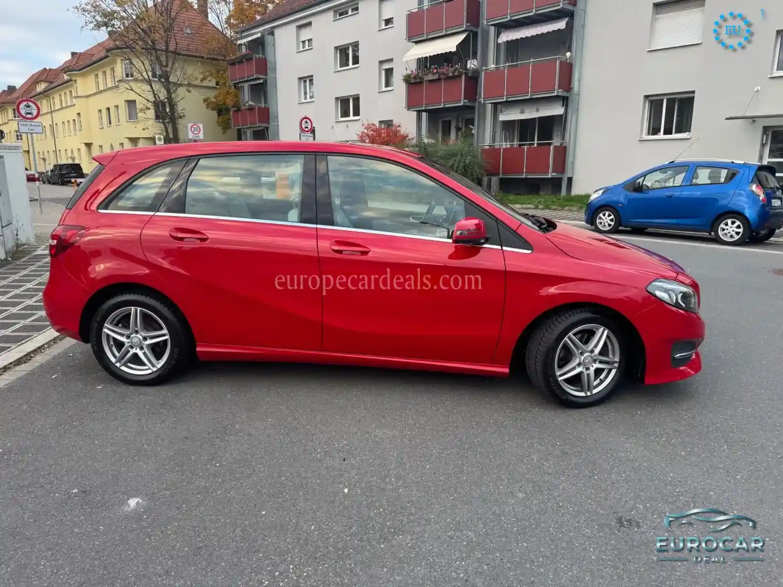 Mercedes-Benz B 180