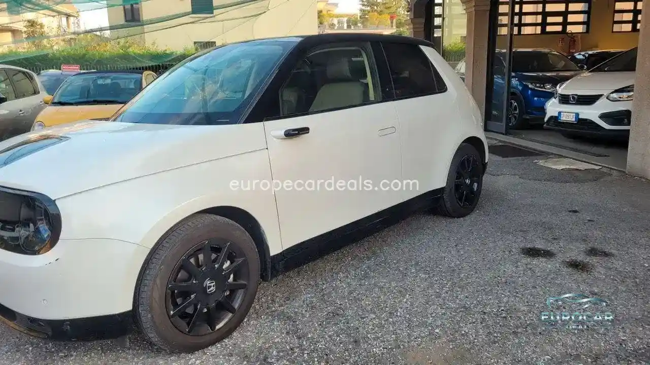 Honda e