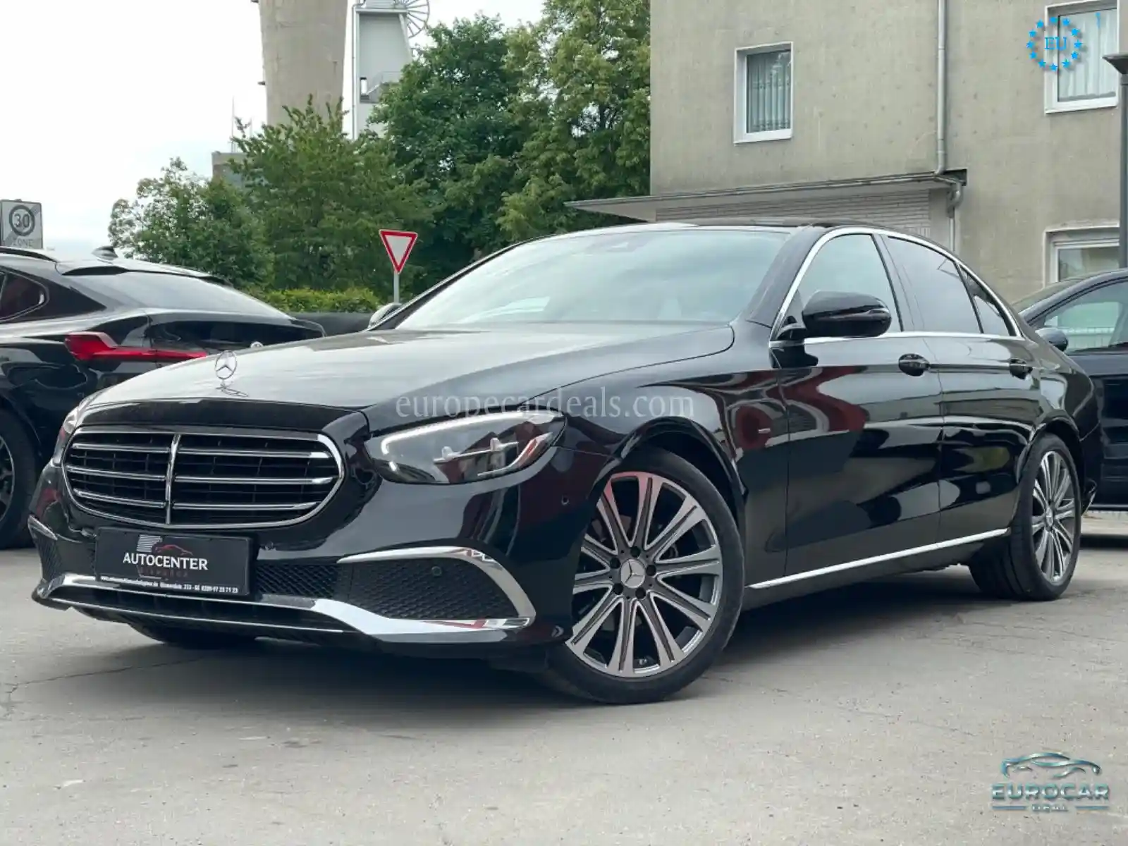 Mercedes-Benz E 200