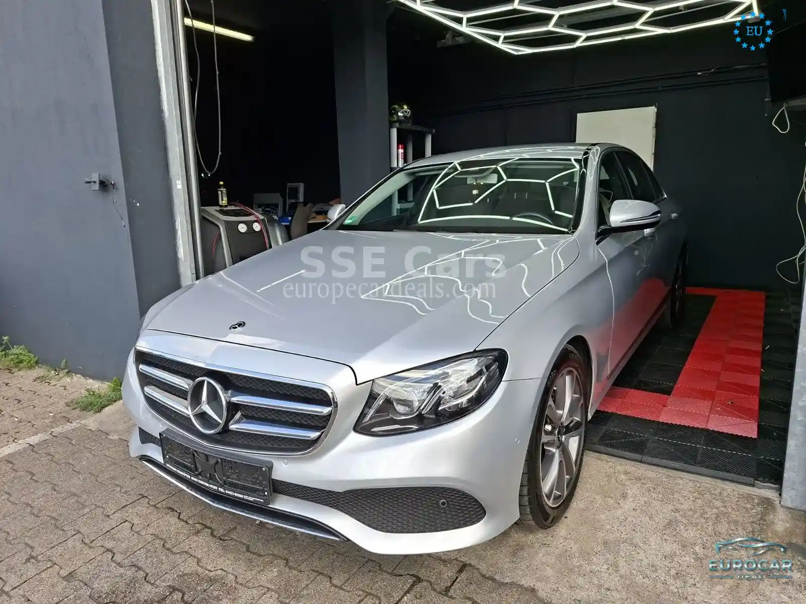 Mercedes-Benz E 220
