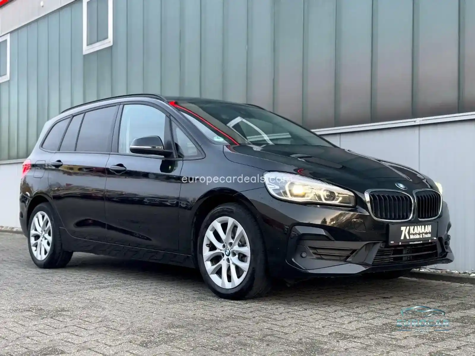 BMW 218