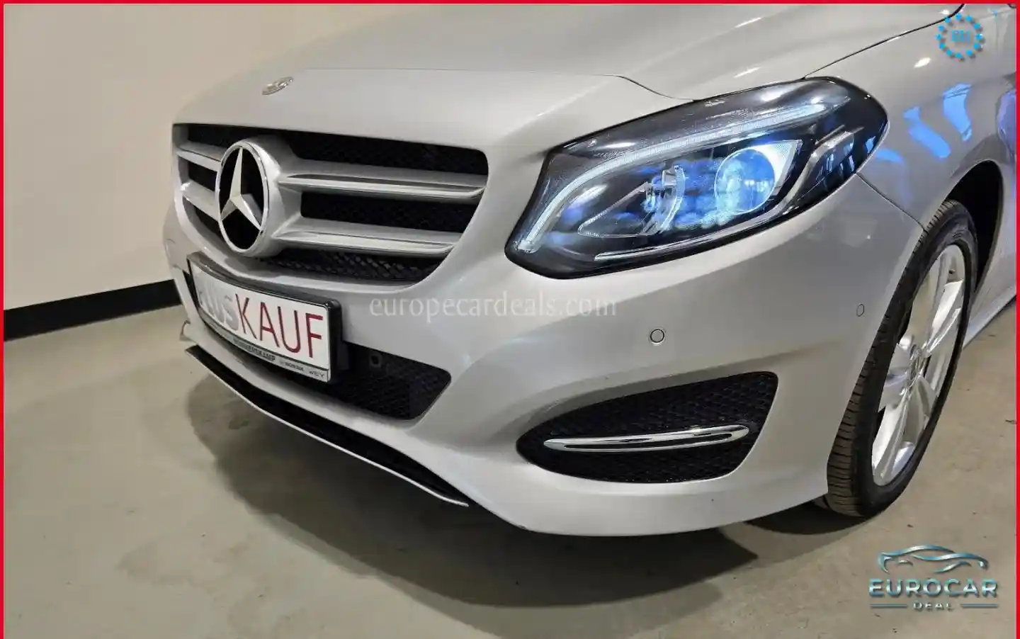 Mercedes-Benz B 180