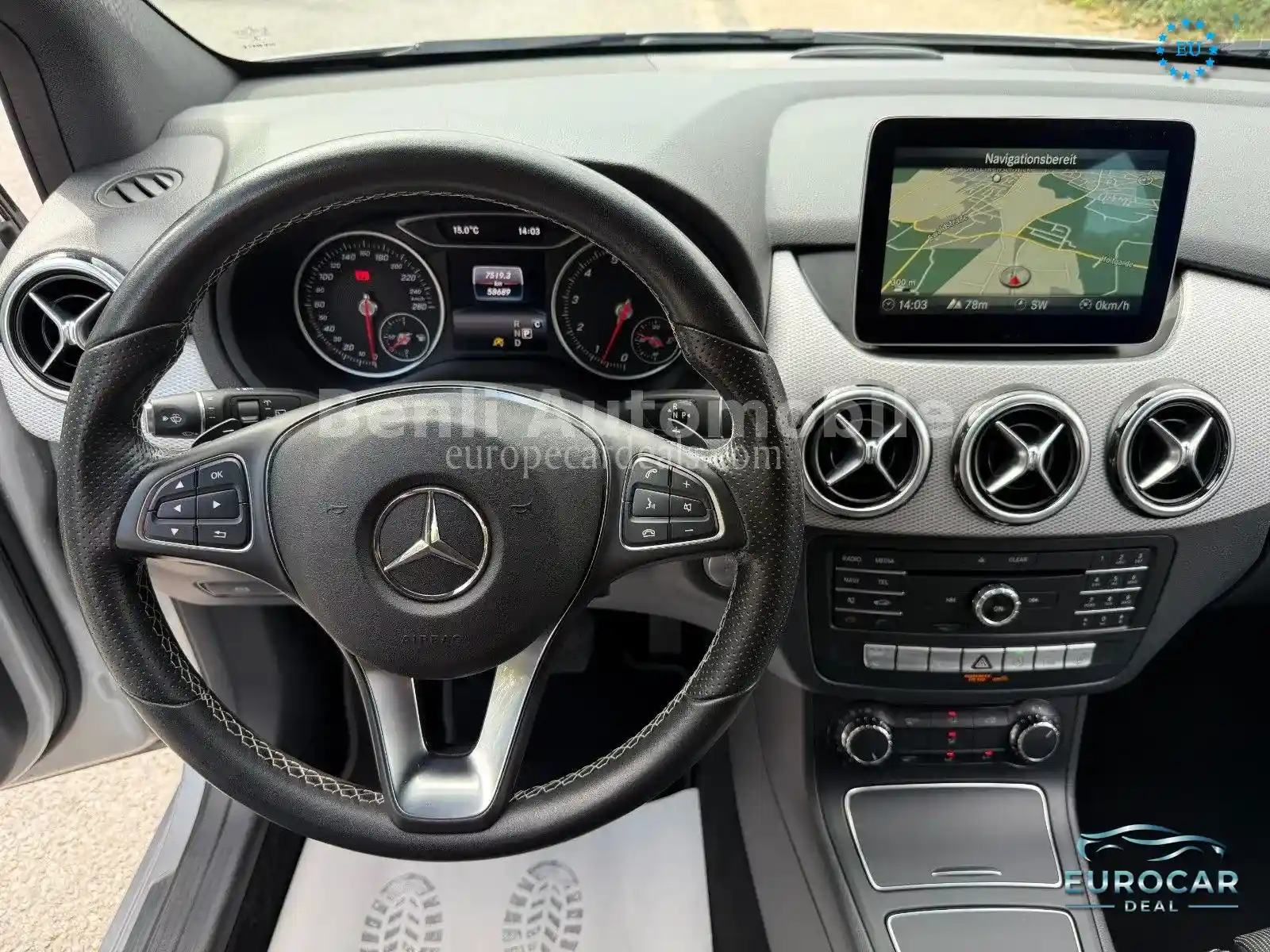 Mercedes-Benz B 200
