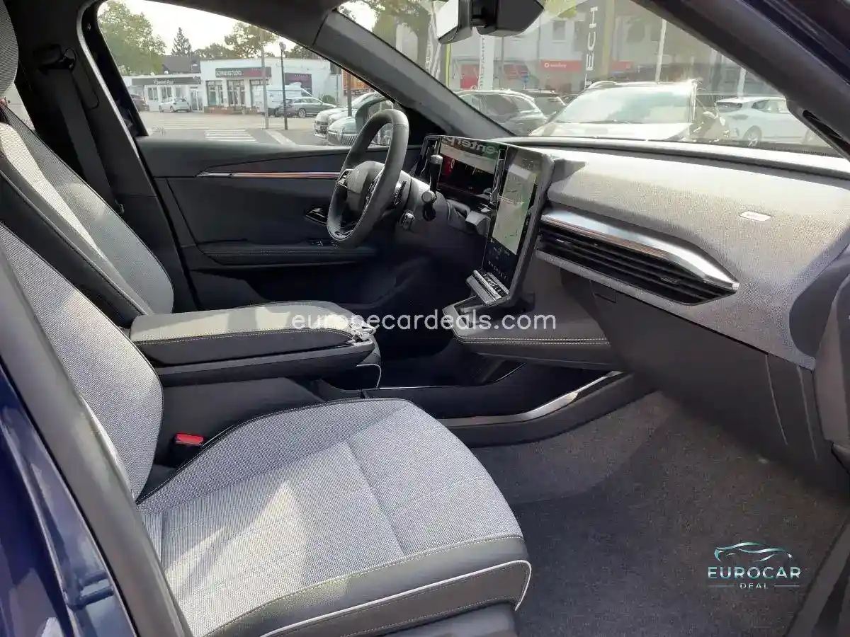 Renault Scenic E-TECH