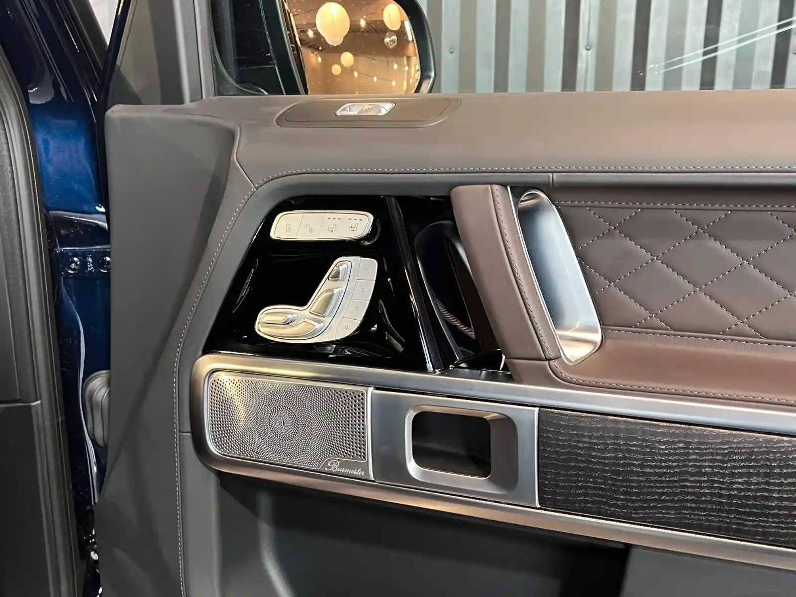 Mercedes-Benz G 500