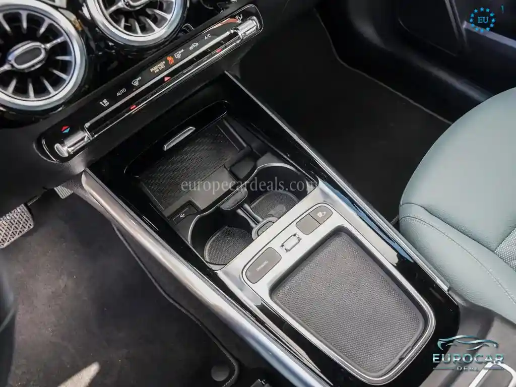 Mercedes-Benz B 220