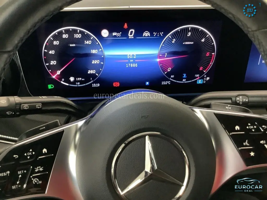 Mercedes-Benz V 220