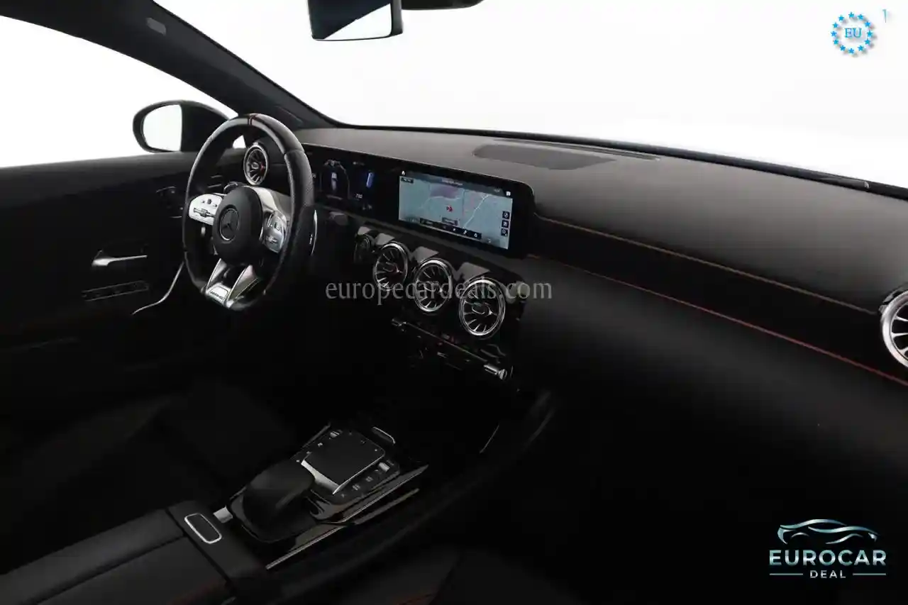 Mercedes-Benz A 35 AMG