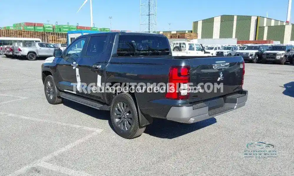 Mitsubishi L200