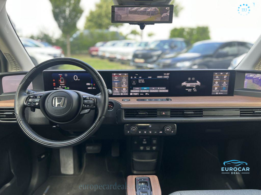 Honda e