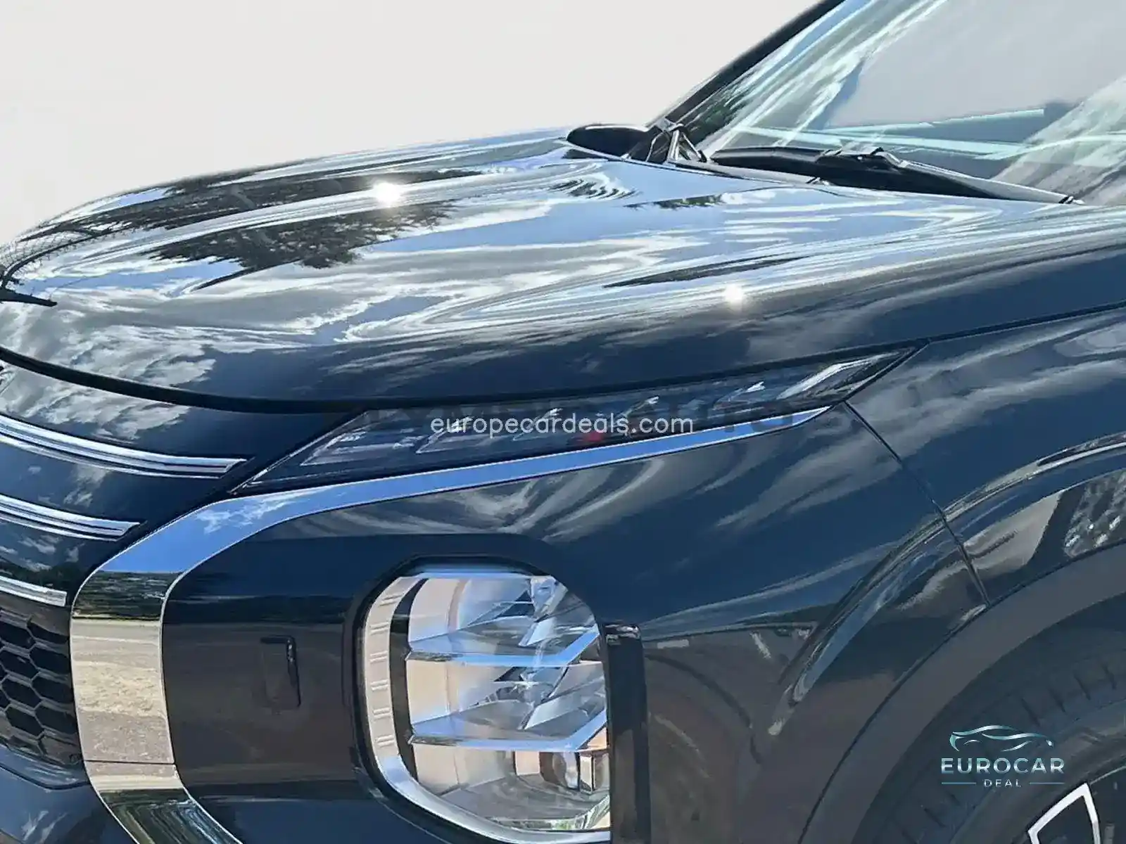 Mitsubishi Plug-in Hybrid Outlander