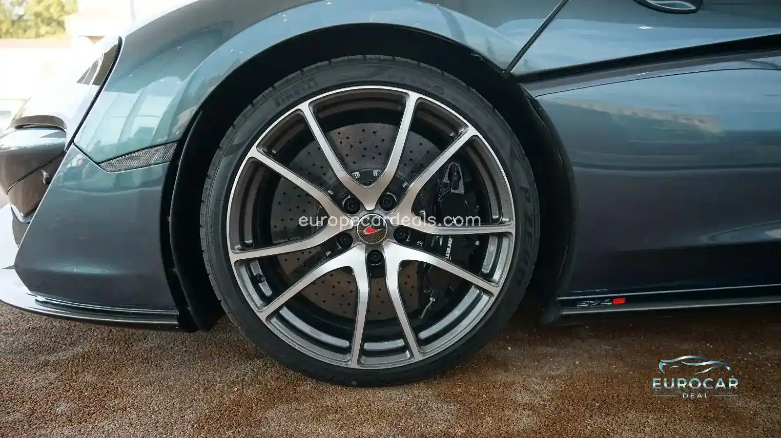 McLaren 570S