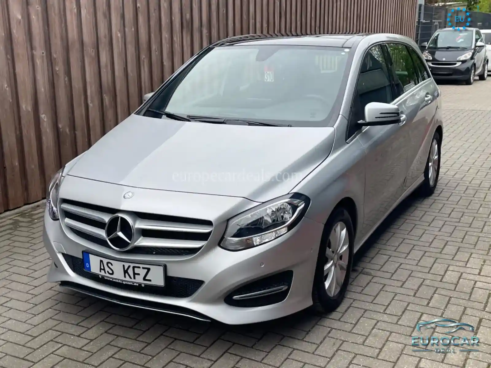 Mercedes-Benz B 220