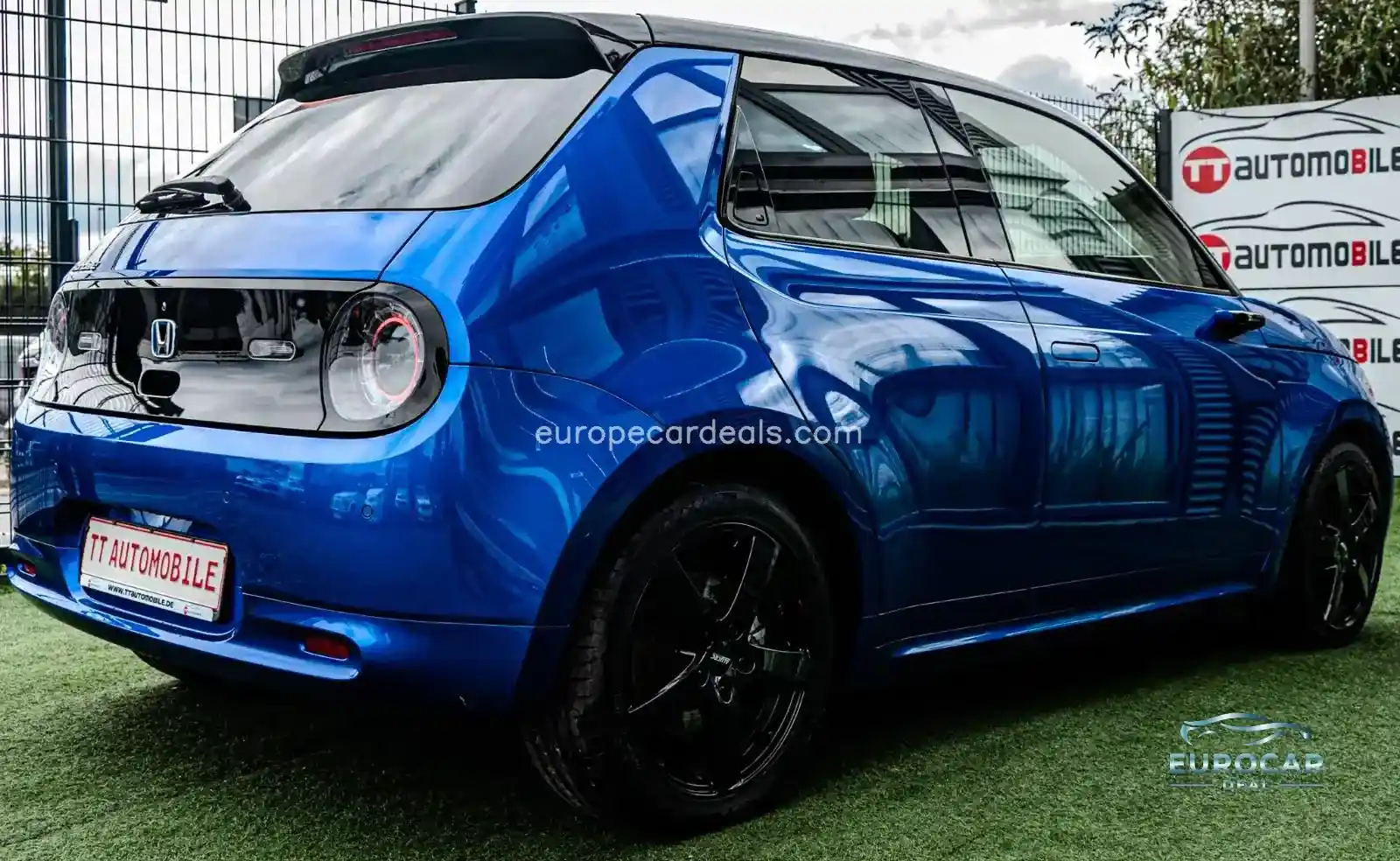 Honda e