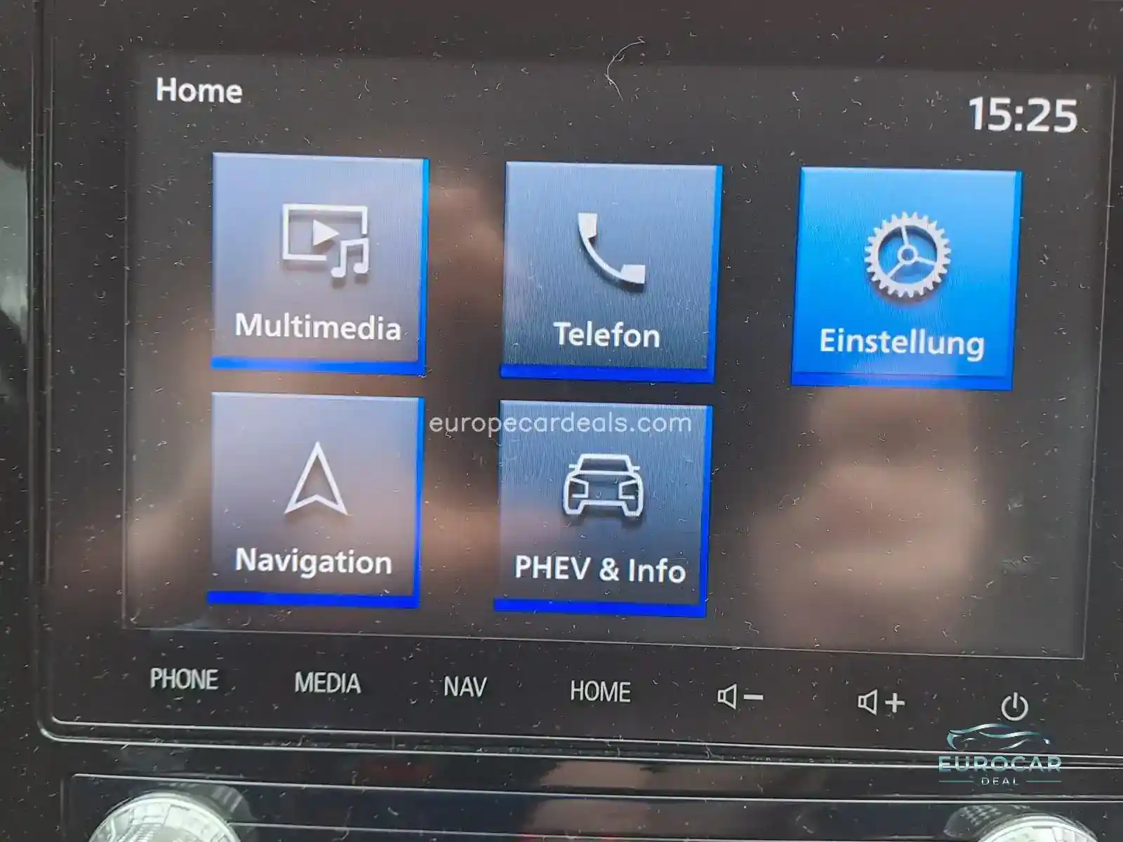 Mitsubishi Plug-in Hybrid Outlander