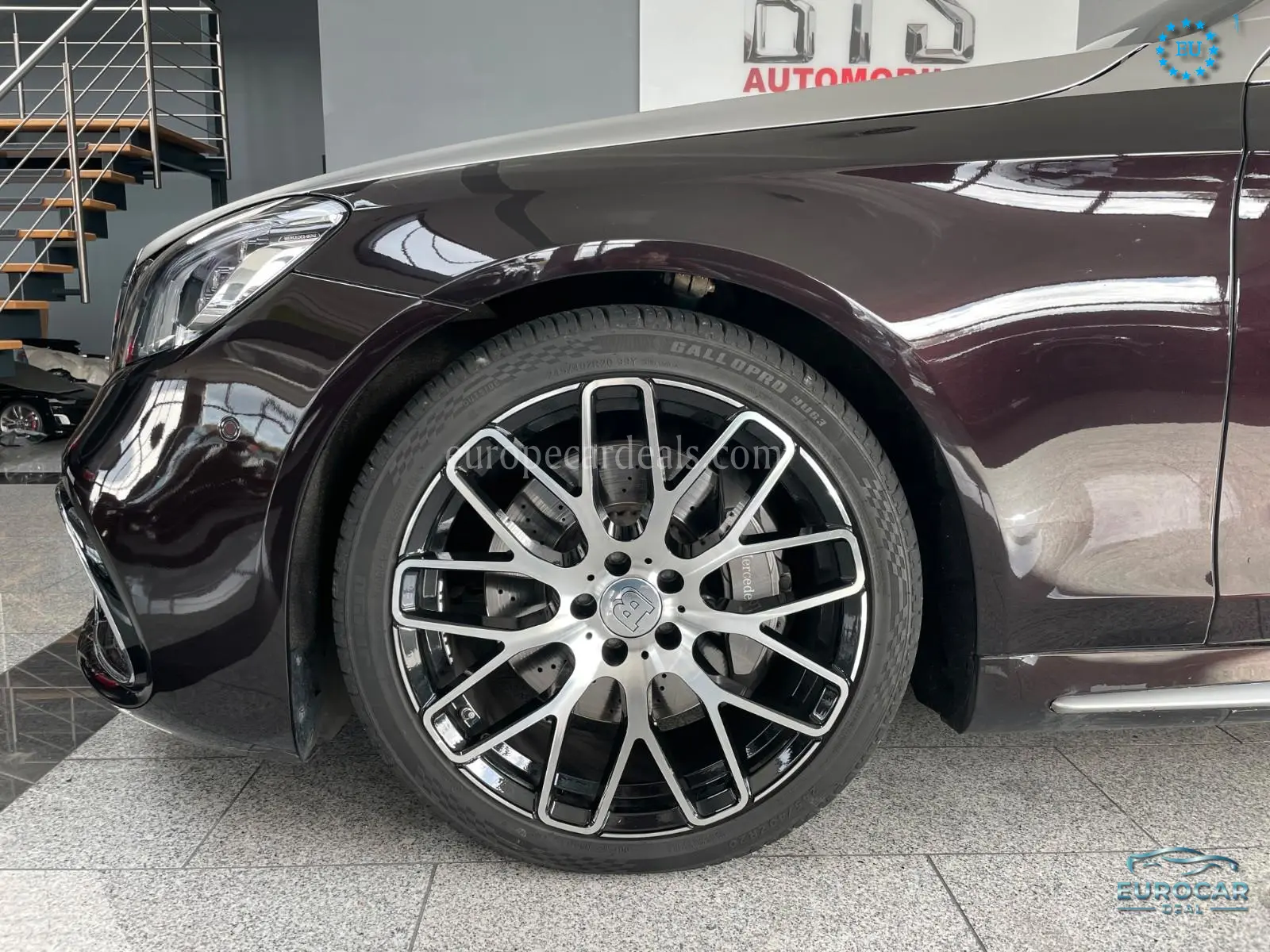 Mercedes-Benz S 560