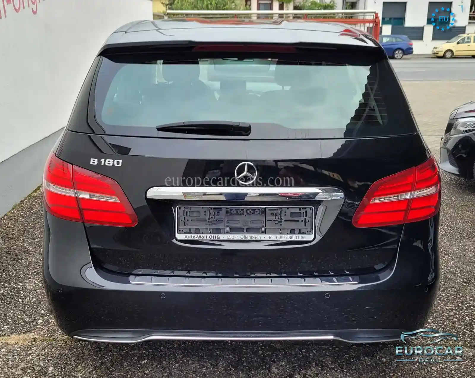 Mercedes-Benz B 180