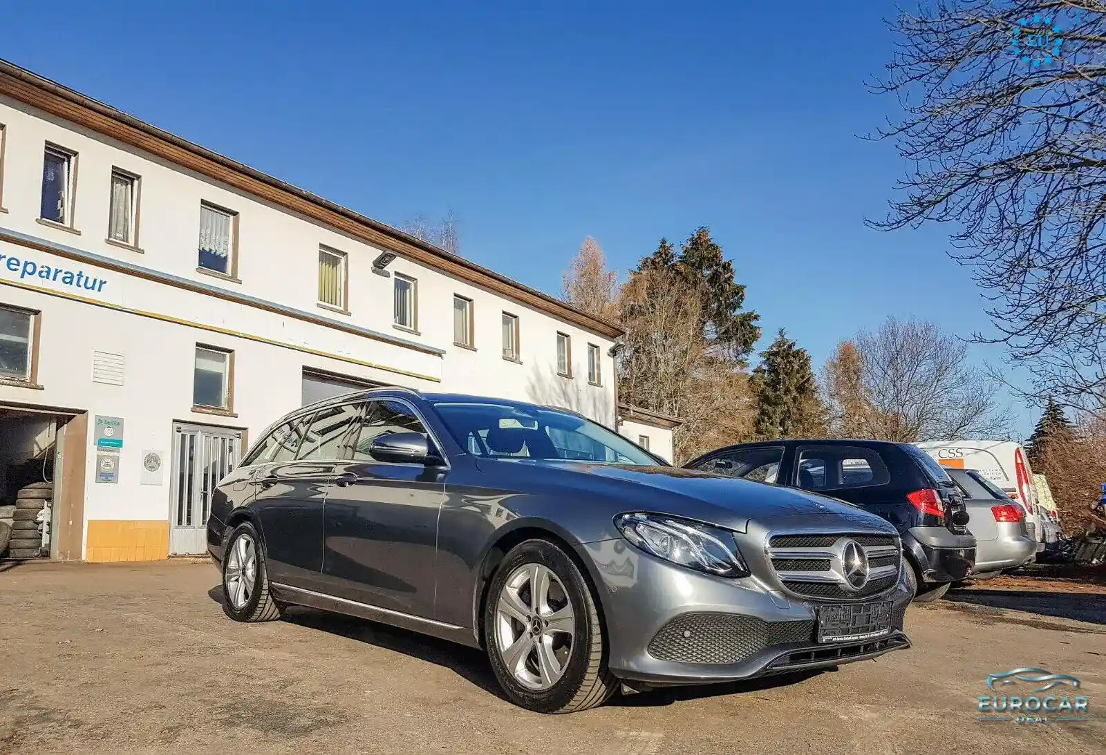 Mercedes-Benz E 220