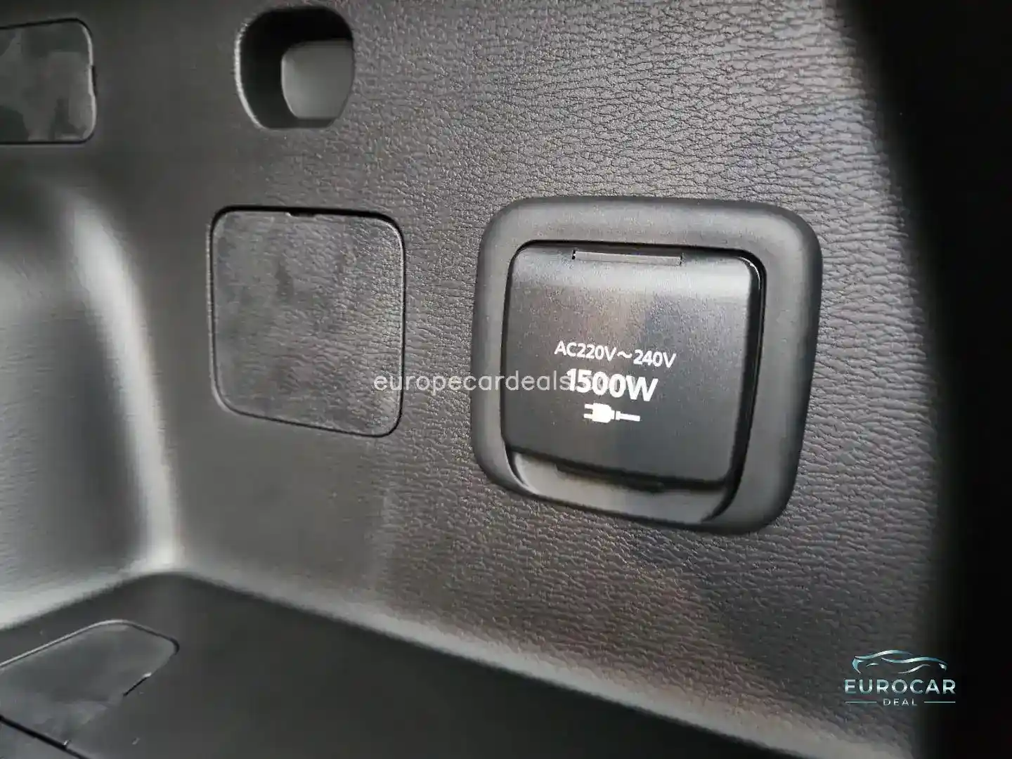 Mitsubishi Plug-in Hybrid Outlander