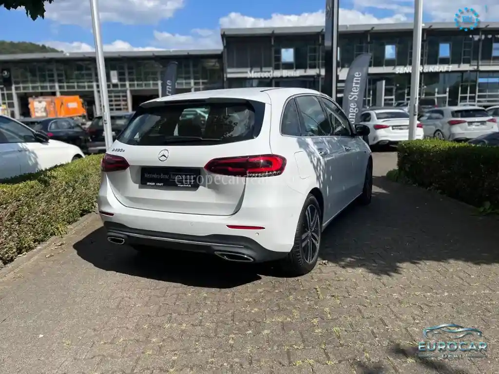 Mercedes-Benz B 250