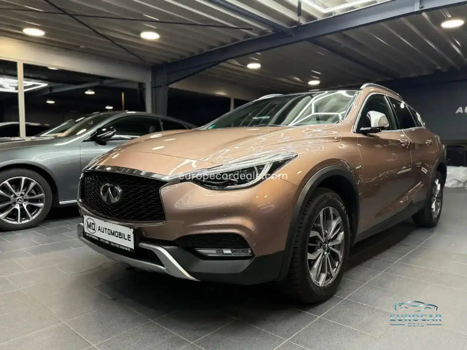 Infiniti QX30