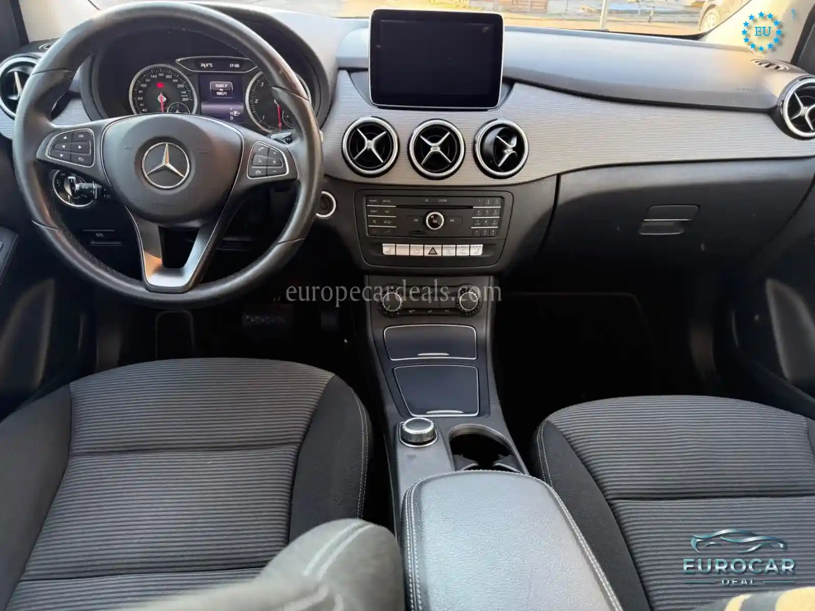 Mercedes-Benz B 180