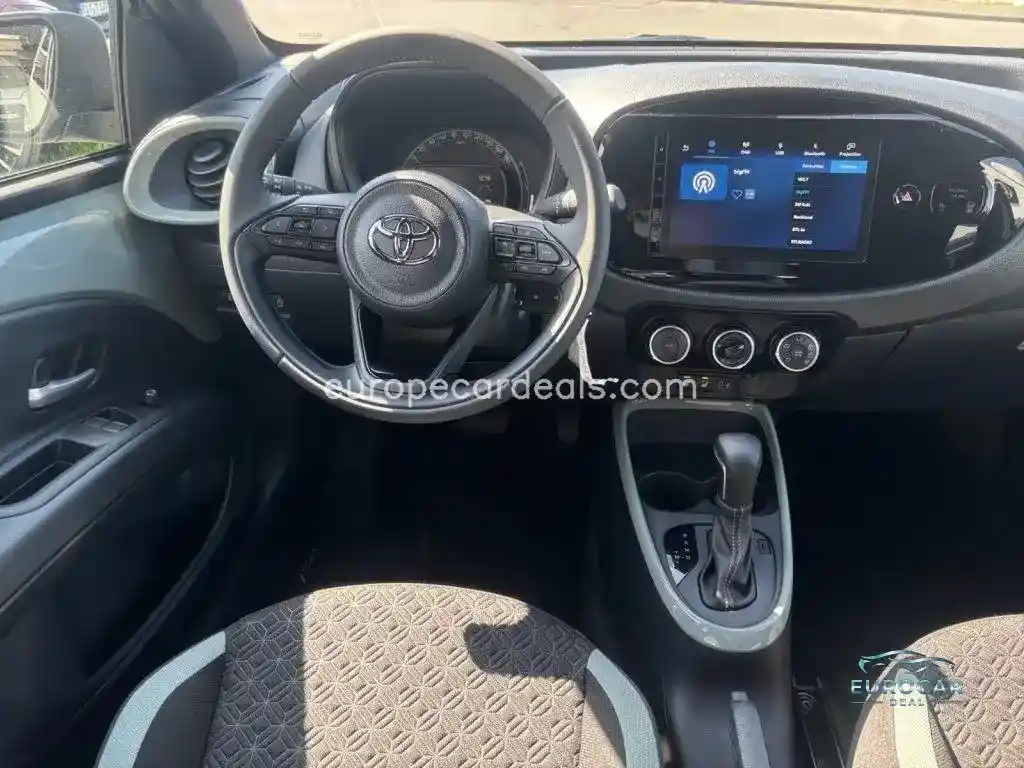 Toyota Aygo (X)