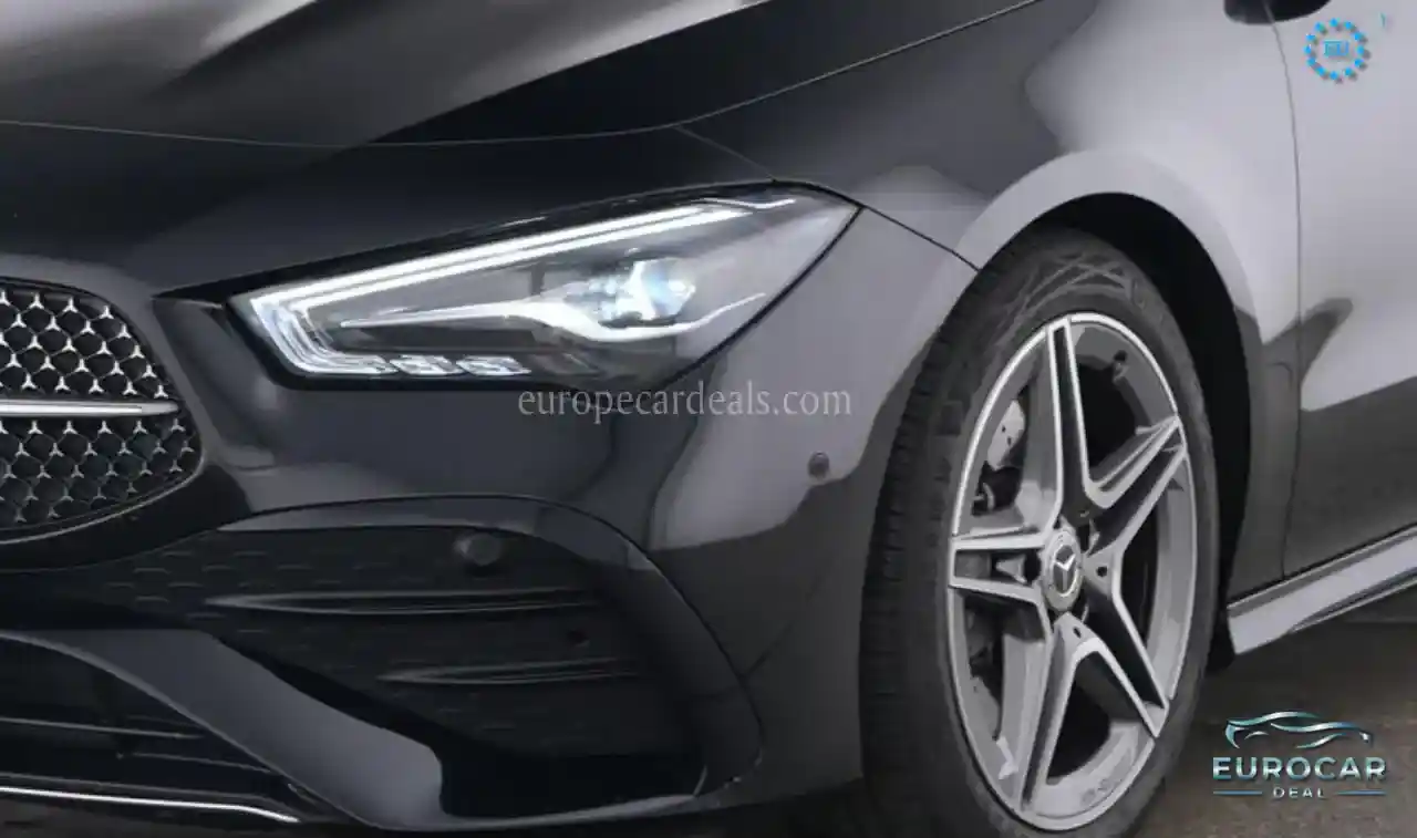 Mercedes-Benz CLA 200 Shooting Brake