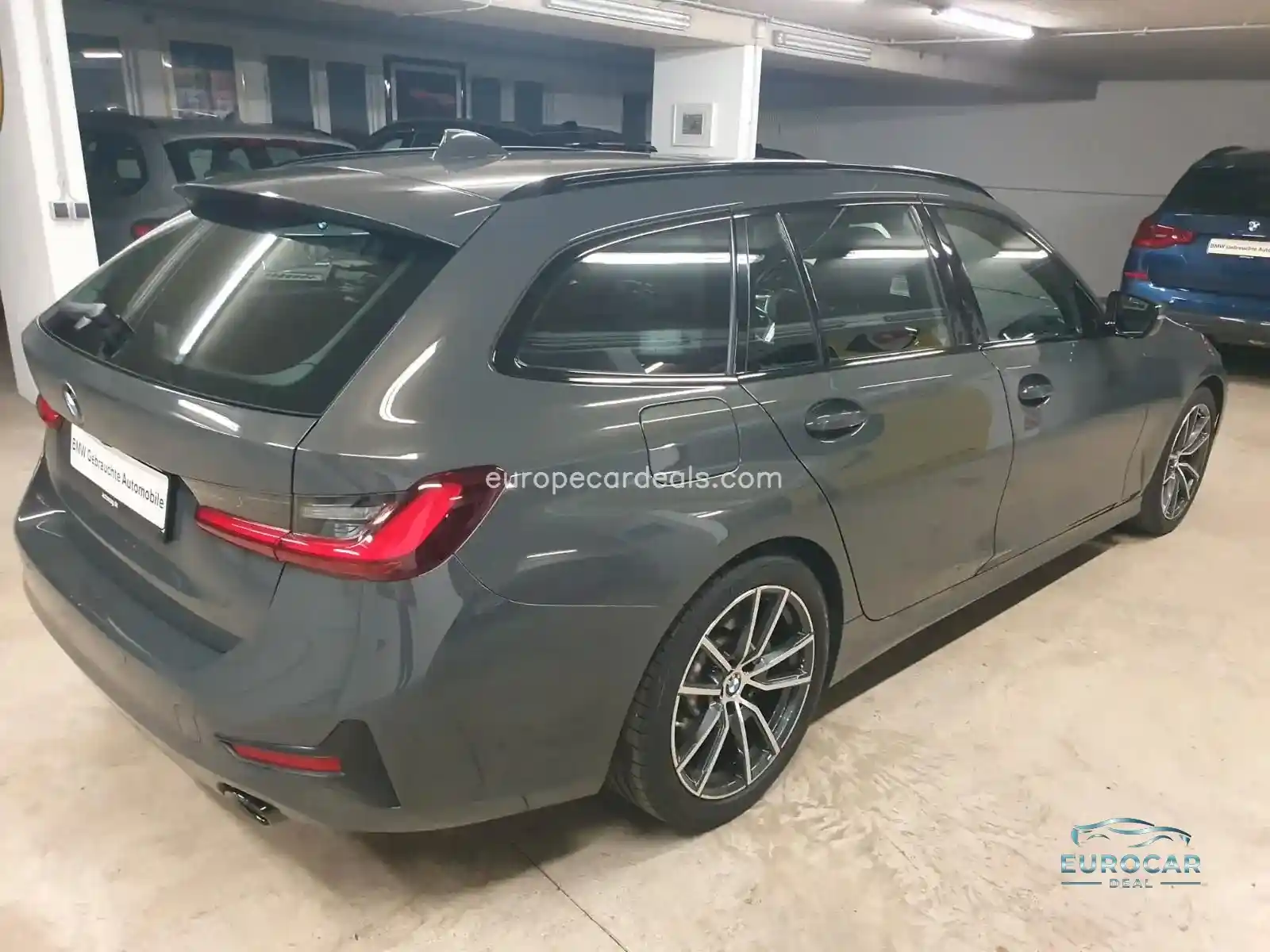BMW 330