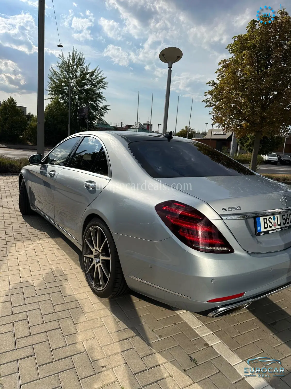 Mercedes-Benz S 560