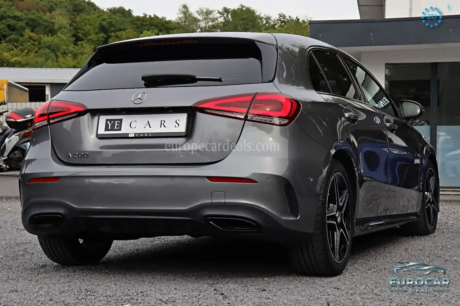Mercedes-Benz A 200