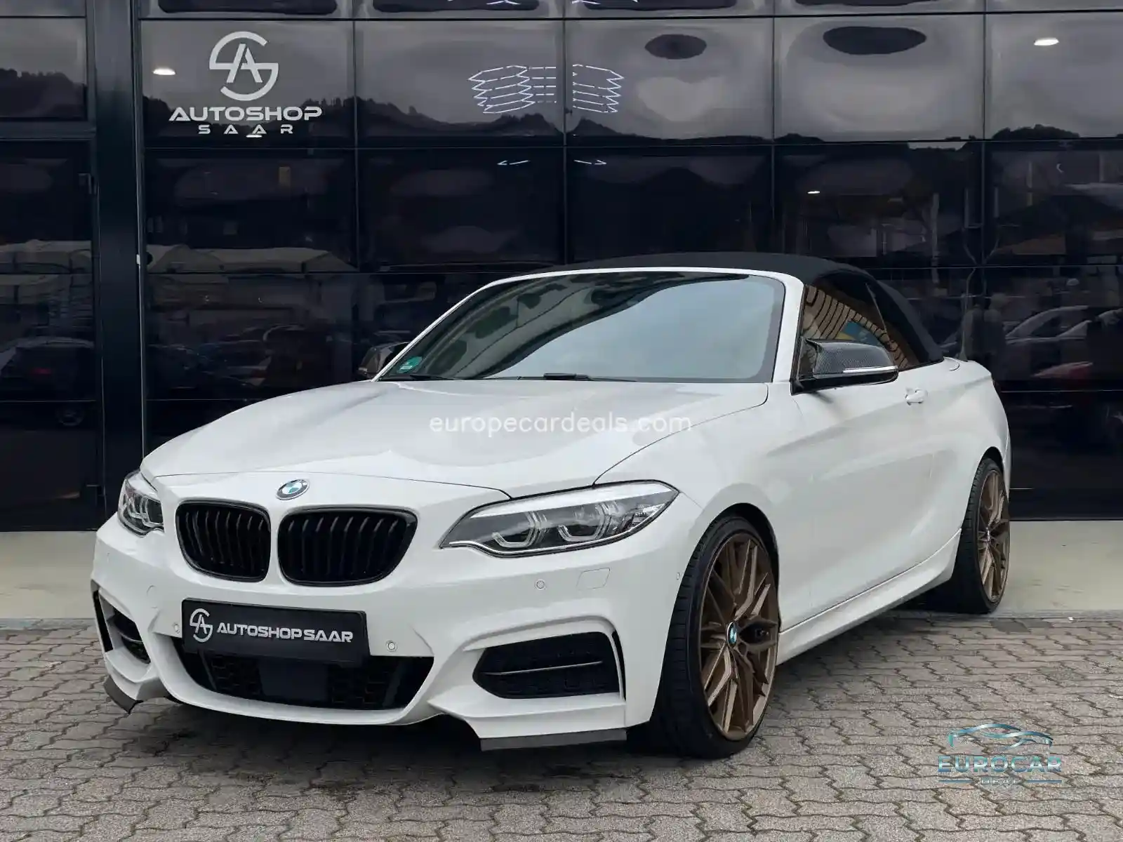 BMW M240i