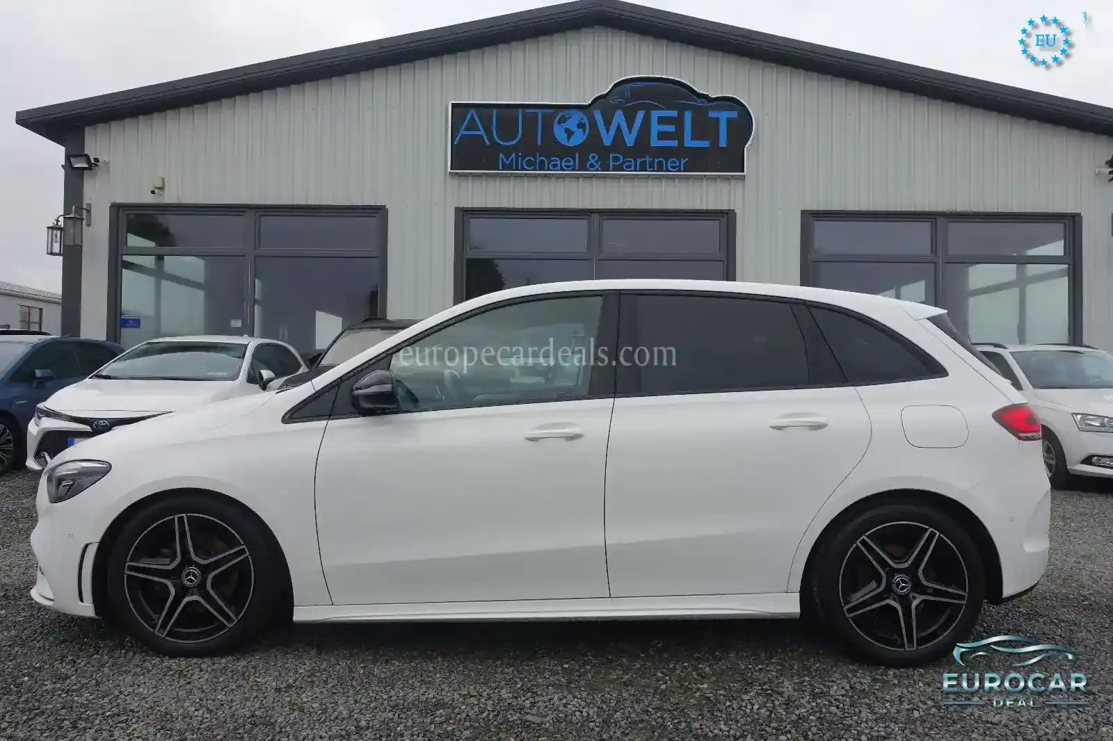 Mercedes-Benz B 200