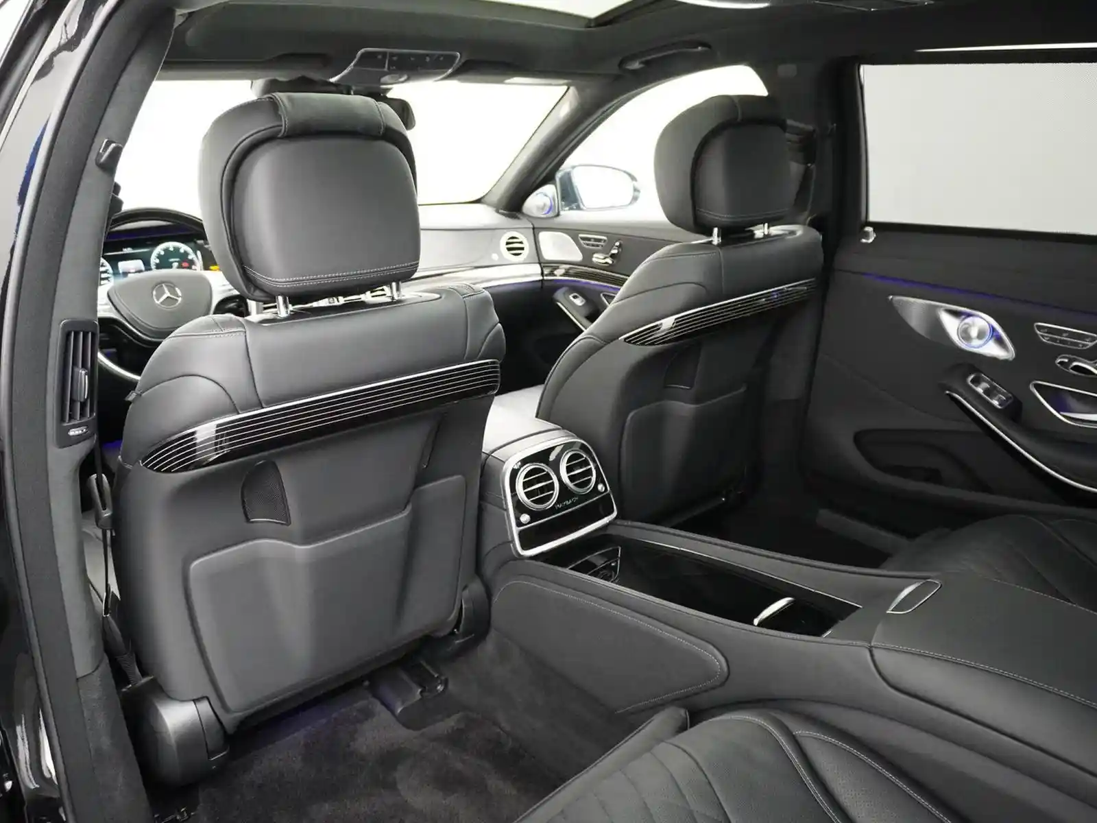 Mercedes-Benz S 600