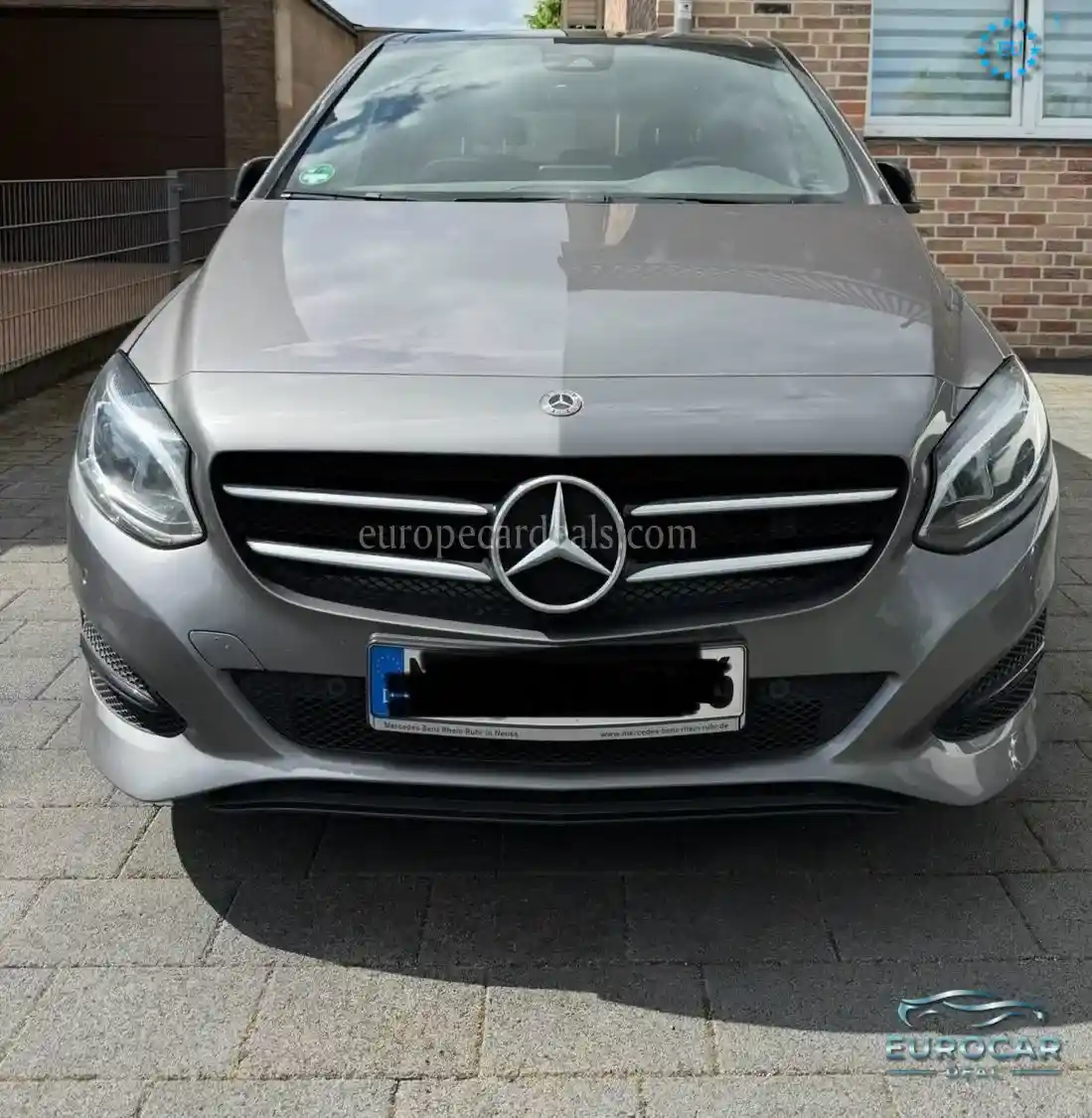 Mercedes-Benz B 220