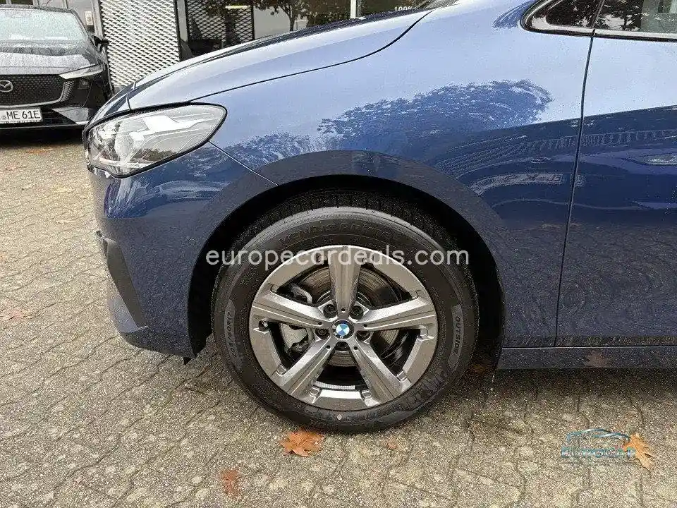 BMW 216