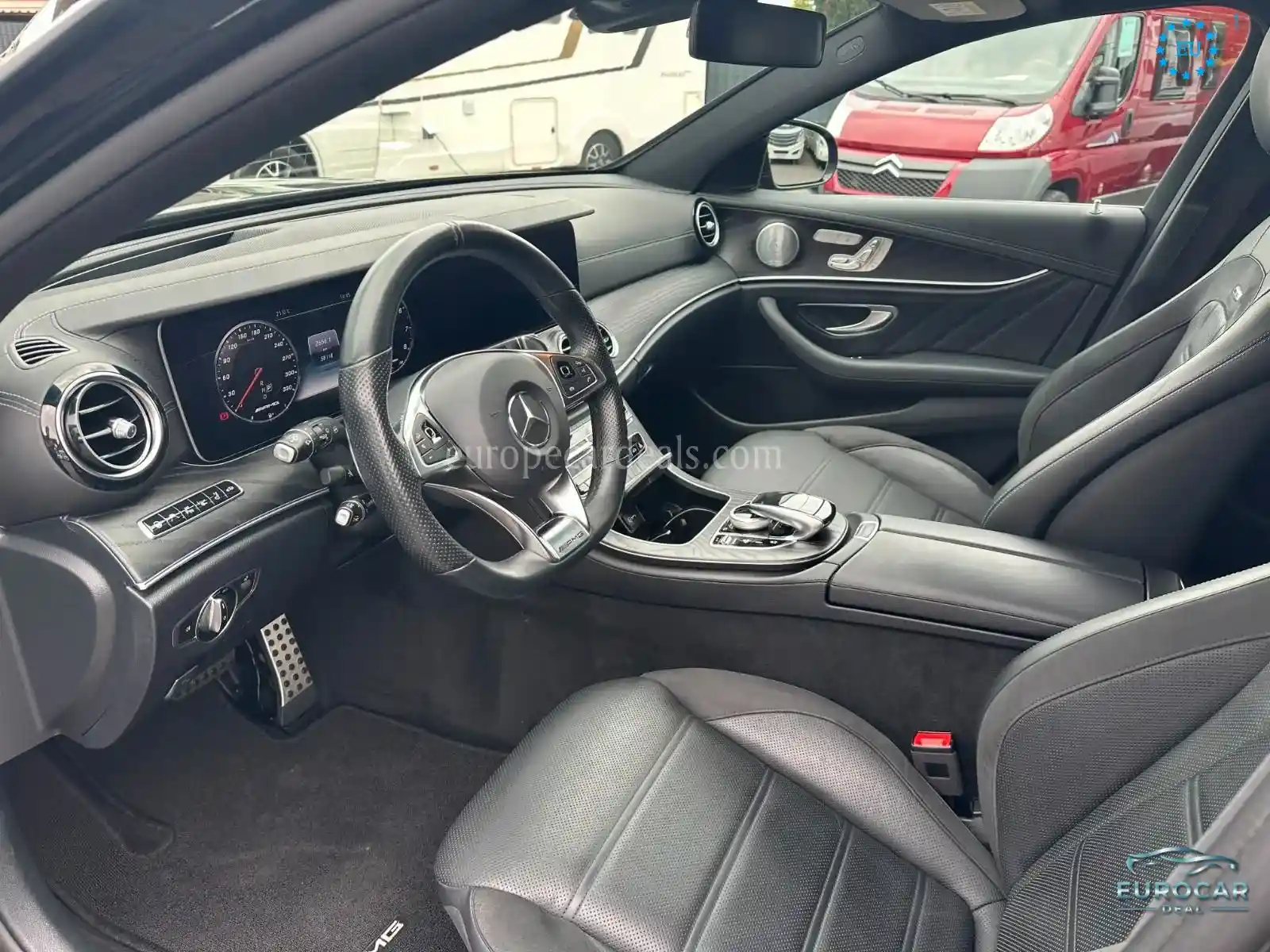 Mercedes-Benz E 63 AMG